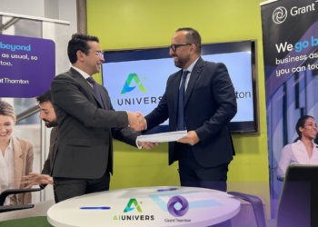 Signature du partenariat stratégique entre AIUNIVERS et Grant Thornton Algeria pour accompagner la transformation numérique du secteur financier algérien.