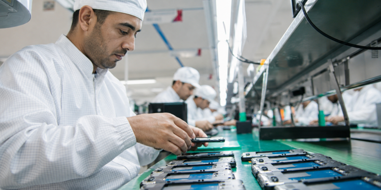Industrie du smartphone en Algérie avec une usine Vivo implantée à Oran