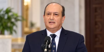 Sifi Ghrieb lors de l'installation du comité permanent de suivi et de traitement des demandes d'importation en Algérie.