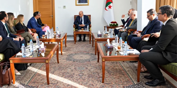 Farid Kourtel reçoit une délégation de General Motors en Algérie pour discuter de coopération industrielle