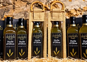Bouteille d'huile d'olive algérienne de la marque Dahbia aux États-Unis, dont la marque est enregistrée auprès de l'USPTO